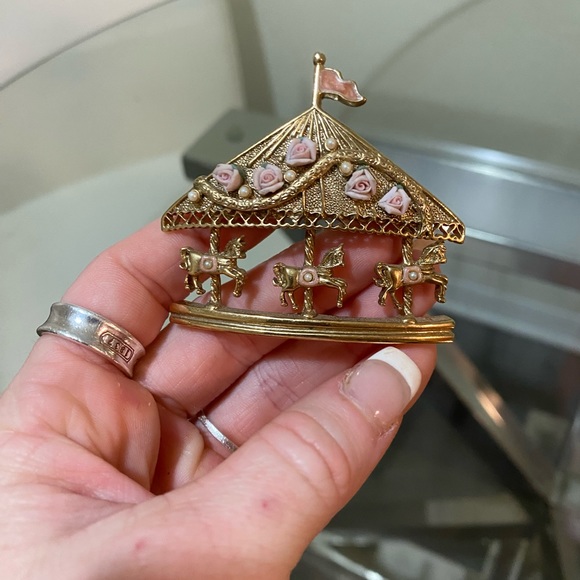 COPY - Vintage Brooch Pink Roses Horse Carousel Rhinestone Porcelain Enamel - Picture 4 of 6